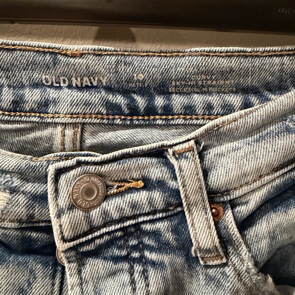 Old Navy Light Wash Skinny Jeans - Women's Slim Rise